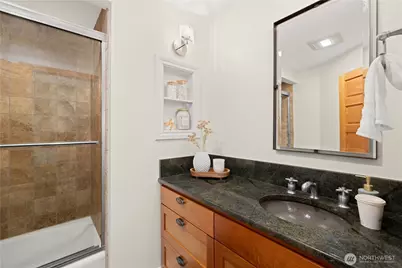 3100 Fairview Avenue E #302, Seattle, WA 98102 - Photo 19