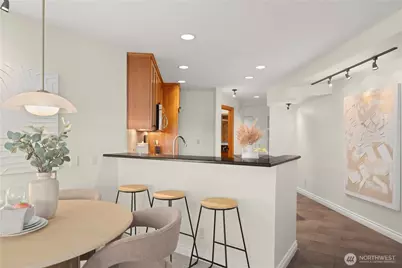 3100 Fairview Avenue E #302, Seattle, WA 98102 - Photo 13