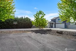 2250 SE Treat St, East Wenatchee, WA 98802 - Photo 37