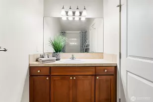 41 W Etruria St, Seattle, WA 98119 - Photo 21