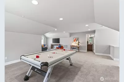23973 NE 25th Street, Sammamish, WA 98074 - Photo 35