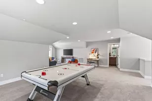 23973 NE 25th St, Sammamish, WA 98074 - Photo 35