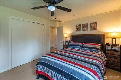 733 W 14th Street, Port Angeles, WA 98363 - Photo 17