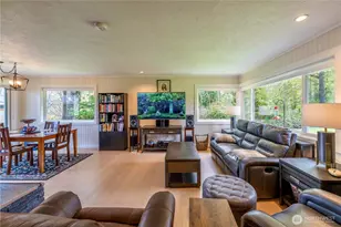 733 W 14th St, Port Angeles, WA 98363 - Photo 7