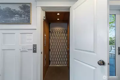 1219 23rd Avenue E, Seattle, WA 98112 - Photo 3