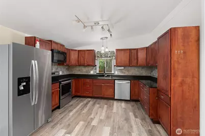 8628 358th Street S, Roy, WA 98580 - Photo 7