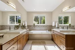 5726 Solana Ln NE, Bainbridge Island, WA 98110 - Photo 17