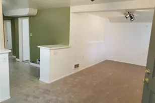 7822 NE Lake City Way NE, Seattle, WA 98115 - Photo 11