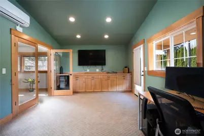 30815 Webster Road E, Eatonville, WA 98328 - Photo 25