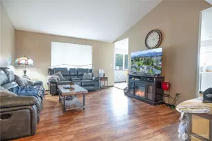713 Central Pl, Sedro Woolley, WA 98284 - Photo 13