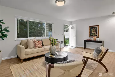 14777 NE 51st Street #L4, Bellevue, WA 98007 - Photo 3