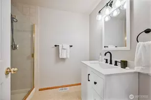 239 W St James, Longview, WA 98632 - Photo 17