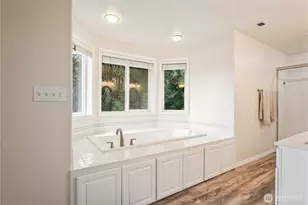 239 W St James, Longview, WA 98632 - Photo 21
