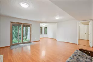 239 W St James, Longview, WA 98632 - Photo 29