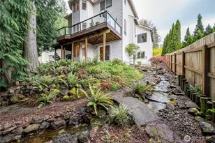 239 W St James, Longview, WA 98632 - Photo 37