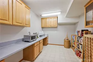 239 W St James, Longview, WA 98632 - Photo 33