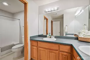 239 W St James, Longview, WA 98632 - Photo 25