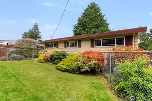2403 185th Ave E, Lake Tapps, WA 98391 - Photo 37