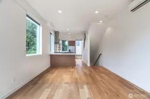 612 N 45th St, Seattle, WA 98103 - Photo 13