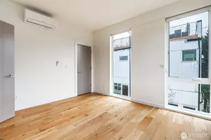 612 N 45th St, Seattle, WA 98103 - Photo 23
