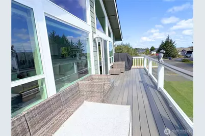 181 Sunrise Avenue SE, Ocean Shores, WA 98569 - Photo 33