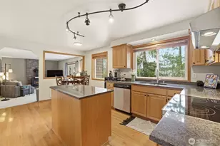 381 Cambrae Dr, Camano Island, WA 98282 - Photo 11