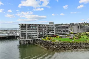 6533 Seaview Ave NW, Seattle, WA 98117 - Photo 37