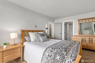 6533 Seaview Avenue NW #207A, Seattle, WA 98117 - Photo 11