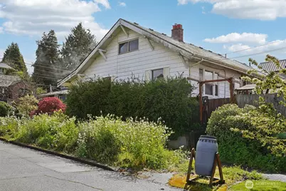 4817 Greenwood Avenue N, Seattle, WA 98103 - Photo 29
