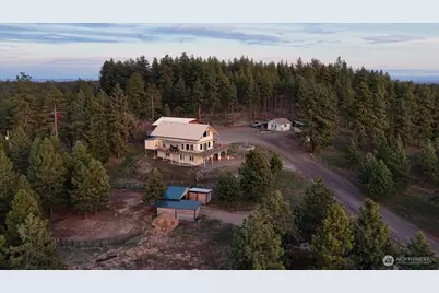 300 Sunset Way, East Wenatchee, WA 98802 - Photo 3