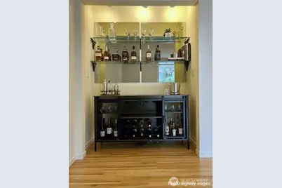 210 Boylston Avenue E #103, Seattle, WA 98102 - Photo 7