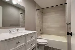 210 Boylston Ave E, Seattle, WA 98102 - Photo 33