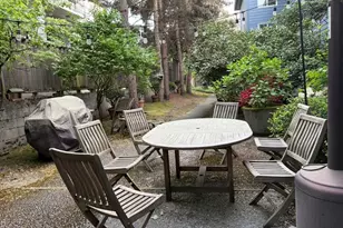 210 Boylston Ave E, Seattle, WA 98102 - Photo 19