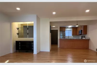 210 Boylston Avenue E #103, Seattle, WA 98102 - Photo 23