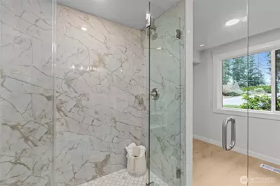 3901 151st Avenue SE, Bellevue, WA 98006 - Photo 17