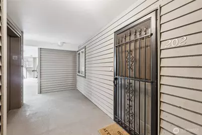 312 4th Avenue #202, Kirkland, WA 98033 - Photo 3