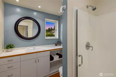 4712 SW Brace Point Dr, Seattle, WA 98136 - Photo 23