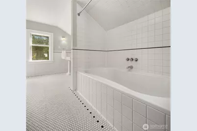6216 33rd Avenue NE, Seattle, WA 98115 - Photo 13