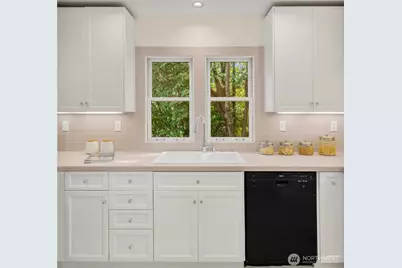 6216 33rd Avenue NE, Seattle, WA 98115 - Photo 9