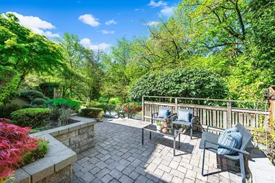 2514 Lake Park Drive S, Seattle, WA 98144 - Photo 3
