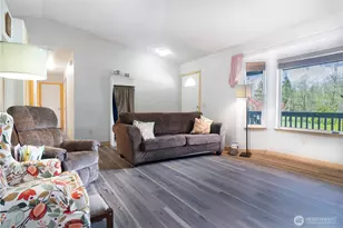 24266 Bramble Ln, Sedro Woolley, WA 98284 - Photo 9