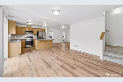 3650 Tribute Avenue E, Fife, WA 98424 - Photo 7