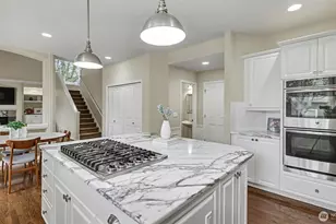 24608 SE 2nd Pl, Sammamish, WA 98074 - Photo 13