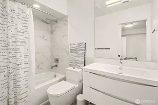 426 Wheeler St, Seattle, WA 98109 - Photo 23