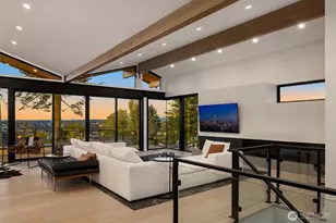426 Wheeler St, Seattle, WA 98109 - Photo 5