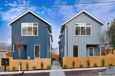 2006 B 19th Avenue S, Seattle, WA 98144 - Photo 1