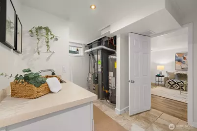 1315 102nd Avenue NE, Bellevue, WA 98004 - Photo 21