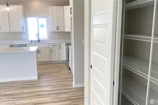 1560 S 28th St, Tacoma, WA 98409 - Photo 5