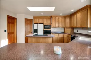 10422 45th St Ct E, Edgewood, WA 98372 - Photo 11