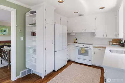 4550 47th Avenue NE, Seattle, WA 98105 - Photo 11